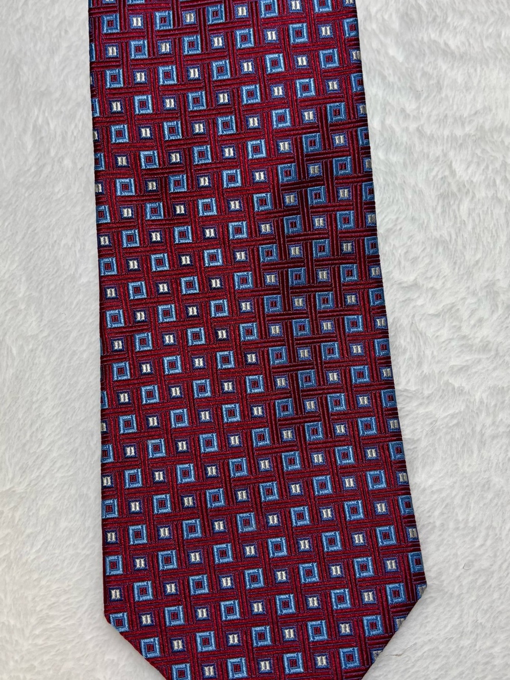 Roundtree & Yorke Men's Red Blue Geometric Silk Tie Handmade Extra Long
